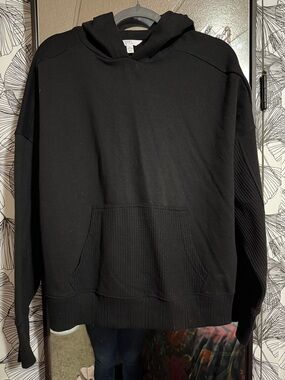 Time and Tru Black Hoodie Sweatshirt